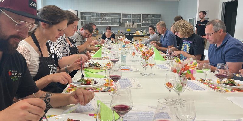 Doemens Genussakademie - Firmen- und Teamevents - Food Pairing mit fachlicher Begleitung – genussvoll und überraschend.