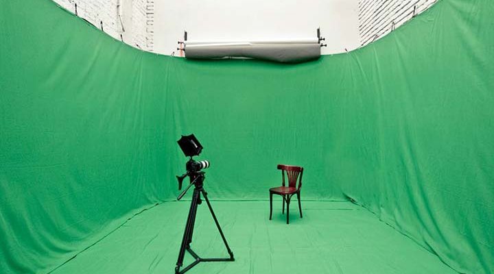 LOFT room with atrium and individual Studios