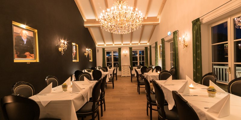 Restaurant hall with panoramic terrace Restaurant hall with panoramic terrace