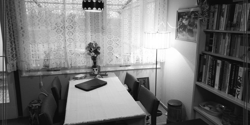 GDR bungalow, compl. original set up 