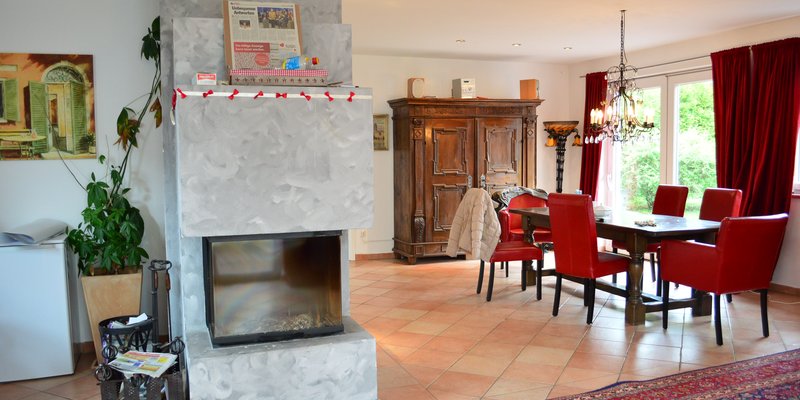 Detached house in Villa-style with wine cellar