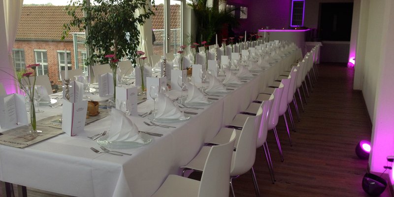 free space. Conferences and celebrations with a vision