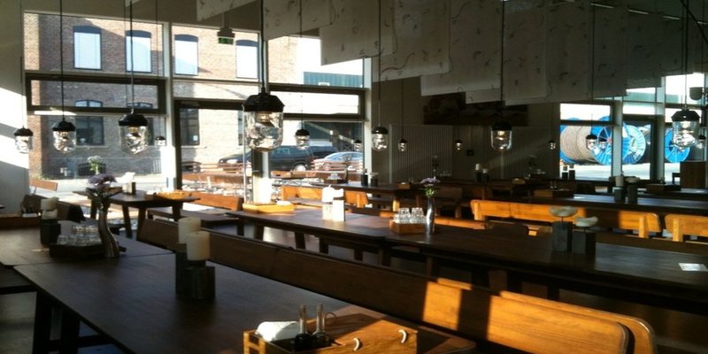 Architekt. ausgez. Kongresszentr. - Foyer