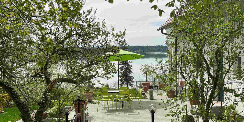 Seegrundstück- Landhaus, Terrasse, Seeblick
