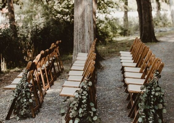 Hofgut m. Hall, chapel, enchanted garden