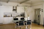 Exquisites LOFT mit viel Kunst & wertige