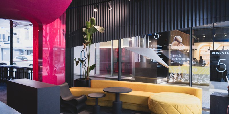 fancyrosi.studio eventlocation - Empfang Bar. Lounge fancyrosi.studio eventlocation - Empfang Bar. Lounge