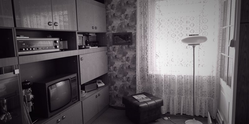 GDR bungalow, compl. original set up 