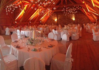 Manor House for celebrations in wonderful surroundings Manor House for celebrations in wonderful surroundings