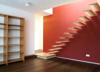 Kleines Design-Büro, rötlich Kleines Design-Büro, rötlich