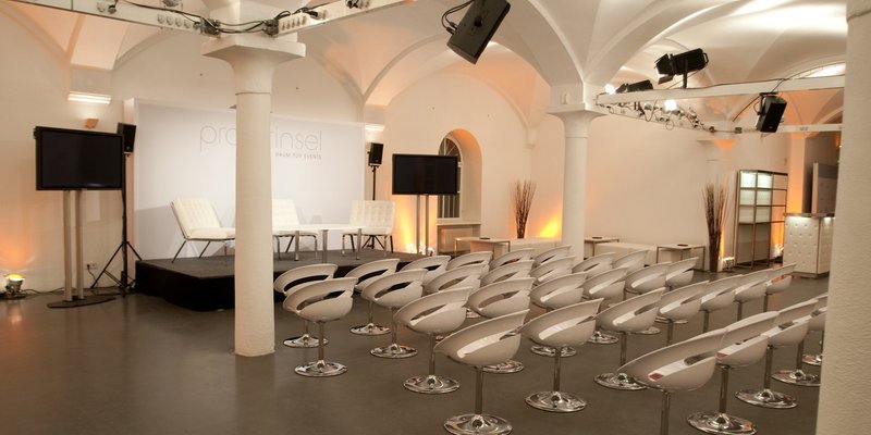 Große klassische Eventlocation auf Isarinsel - Füllhalle Pressekonferenz