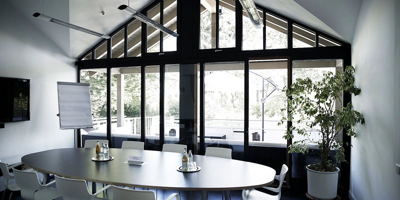 Fabulous conference rooms on the high Bank of the river ISAR