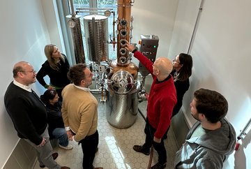 Doemens Genussakademie - Firmen- und Teamevents - Destillation live erleben – Technik, Handwerk und Genuss im Team.