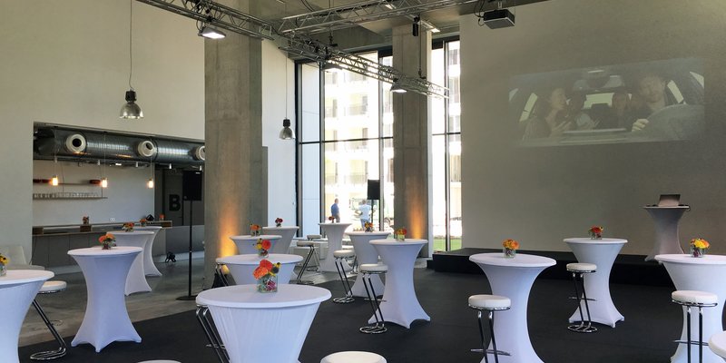 Large event Studio, lots of glass, concrete