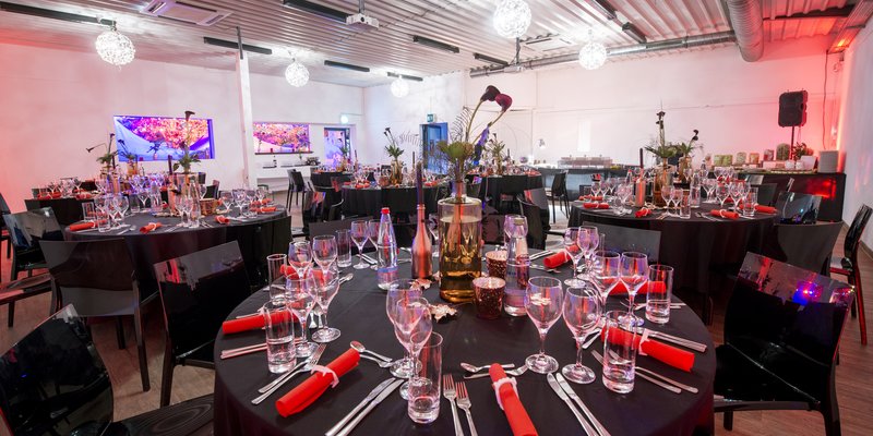 free space. Conferences and celebrations with a vision