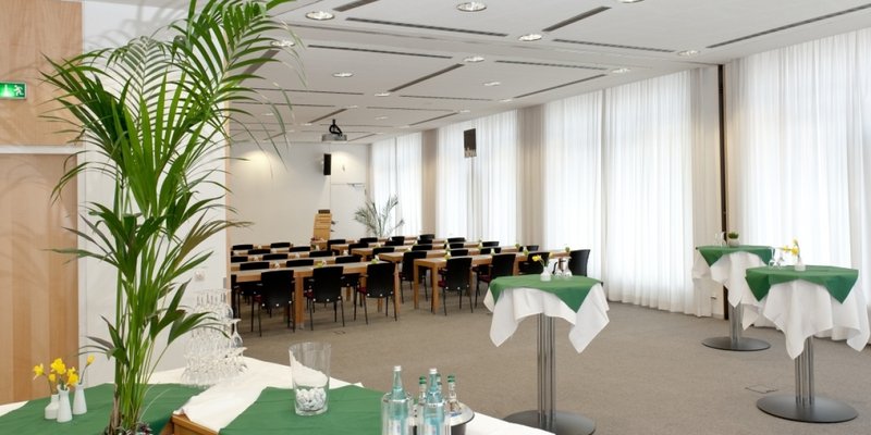 Großzügige Tagungsräume in der City West