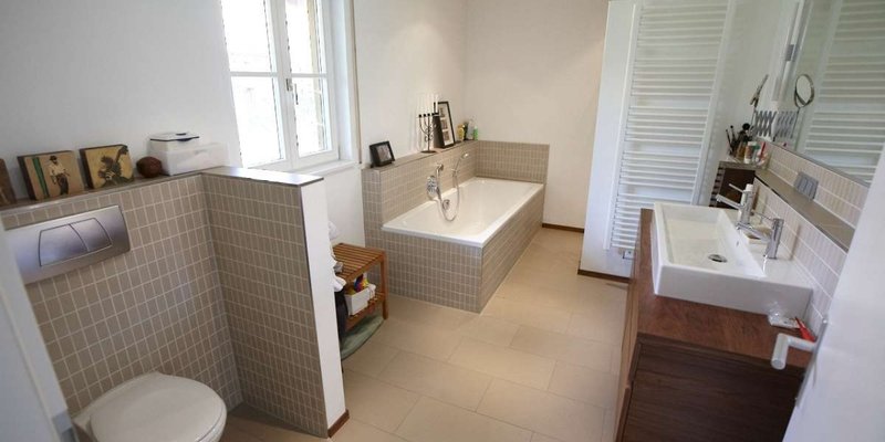 Modern Living in the countryside - Bathroom, 1st floor