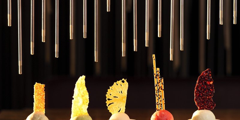 Symbiosis of Club culture & fine dining Symbiosis of Club culture & fine dining