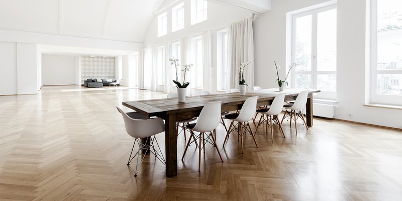 Mietstudio mit Tonnengewölbe, sehr hell