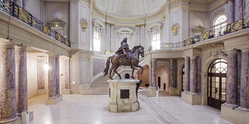 Barockes Museum mit Skulpturensammlung
