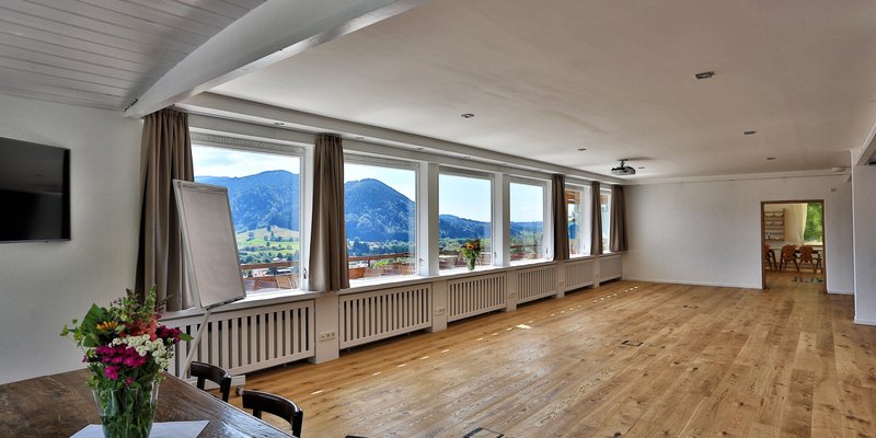 Traumblick auf Schliersee und Voralpen - modern, gemütlich, wandelbar...