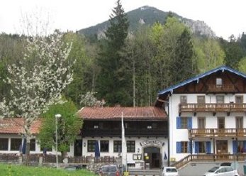Gasthof m. Festsaal, Seminarraum, Biergarten