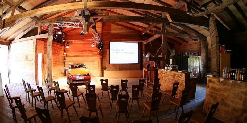 Mittelalterlicher Bergbauernhof - Präsentation im urigen Stadl