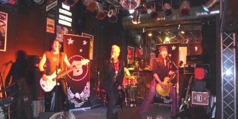 Club mit Rock-/Auto-Dekoration