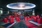 Hotel im Art+Tech-Stil mit Skybar - Opus Lounge