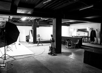 Studio mit Hohlkehle, ehemaliger Club