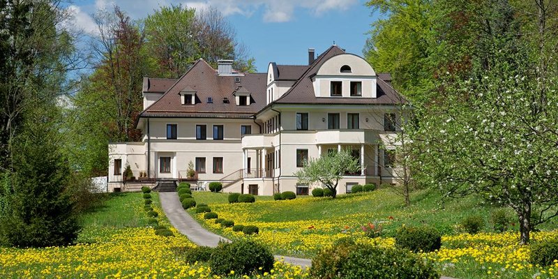 Hotel in historic Villa in the Green