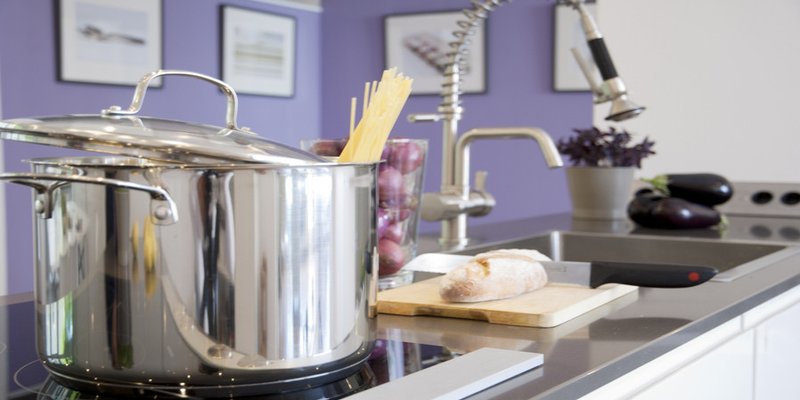 Modernes Restaurant mit industriellem Charme