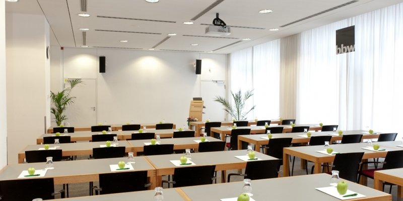 Großzügige Tagungsräume in der City West