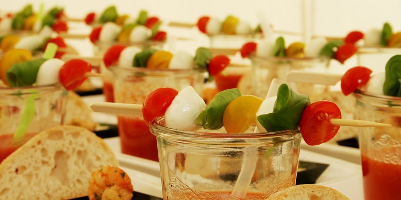 Reetdach-Landhaus mit Fachwerk-Saal