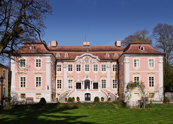 Schloss ass around town
