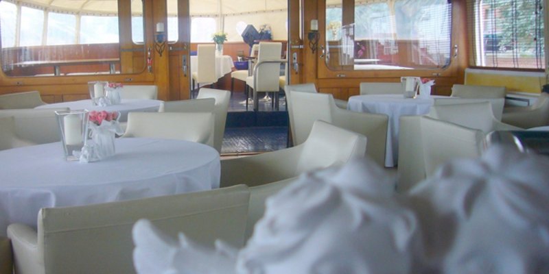 Schiff für Events mit Bar und Salon - Hochzeit