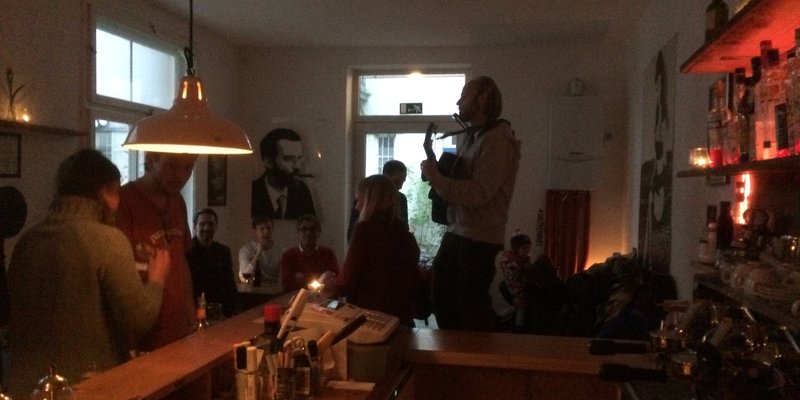 Kleine Vintage-Bar nähe Hbf bis 40 Personen