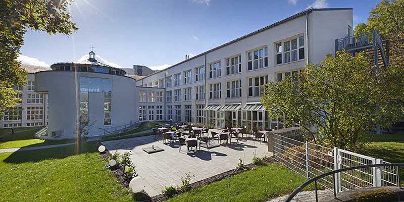 Tagungshotel mit Ambiente im Allgäu - Sonnenterrasse