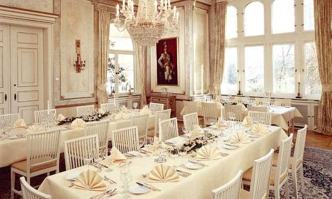 Schloß mit unendlichen Möglichkeiten - Barock-Salon