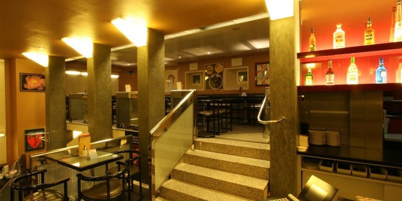 Schönes Cafehaus auf 4 Ebenen