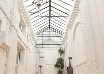 LOFT room with atrium and individual Studios