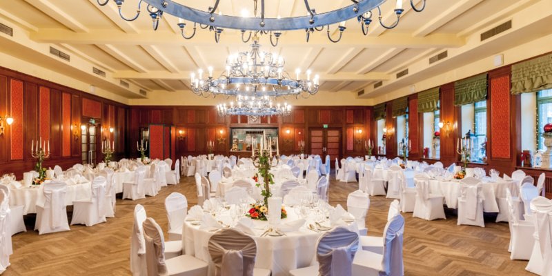 Tradition. Münchner Gasthaus mit Festsaal - Festsaal