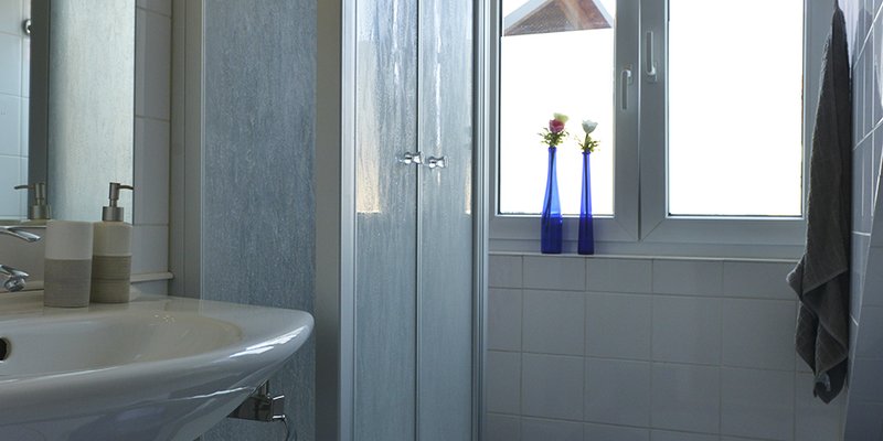 Loft in the DG with a fireplace and design classics