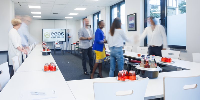Die besondere Location: ecos work spaces München - Conference room combination “LONDON” + “OSLO” for board meetings, assemblies, presentations, conventions, conferences Die besondere Location: ecos work spaces München - Conference room combination “LONDON” + “OSLO” for board meetings, assemblies, presentations, conventions, conferences