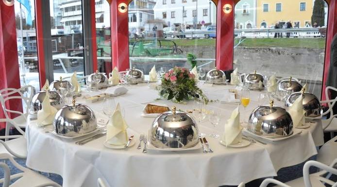 Ein Schiff für alle Fälle!