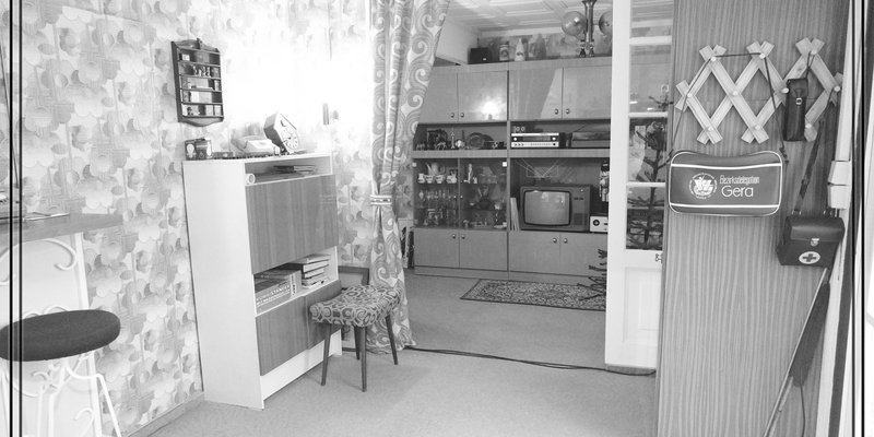 GDR bungalow, compl. original set up 