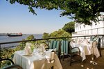 Luxuriös-klass. Hotel mit Tagungsräumen - Lindenterrasse-Restaurant