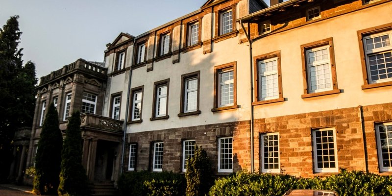 Altes Herrenhaus im Renaissance Stil.