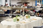 Luxuriös-klass. Hotel mit Tagungsräumen - Küchentisch 