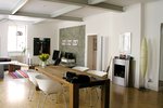 Exquisites LOFT mit viel Kunst & wertige